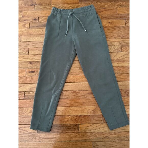 Lululemon pant - Picture 3 of 3
